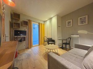 Studio meublé rénové dans le quartier Saint-Nicolas