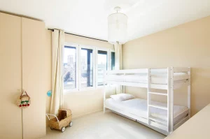 Appartement-rénové-à-vendre-jardin-public-ma-pépite-chambre-enfant