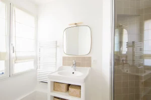 Appartement-rénové-à-vendre-jardin-public-ma-pépite-salle-d-eau