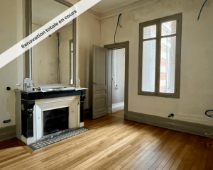 Bureau Tourny - Bureau privé dans coworking à louer à Bordeaux Saint Seurin sur terrasse avec salle de bain 22,32 m2