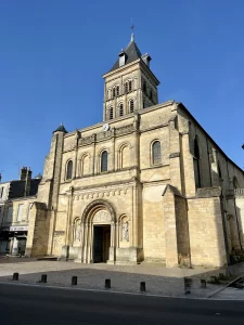 bureaux-d-exception-prestation-ancienne-saint-seurin-place-des-martyrs-de-la-resistance-place