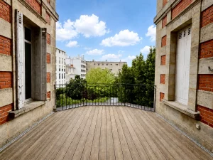 bureaux-d-exception-prestation-ancienne-saint-seurin-place-des-martyrs-de-la-resistance-terrasse