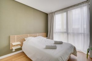 à louer superbe T2 lumineux totalement renove chambre