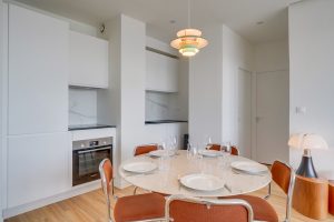 à louer superbe T2 lumineux totalement renove cuisine 3